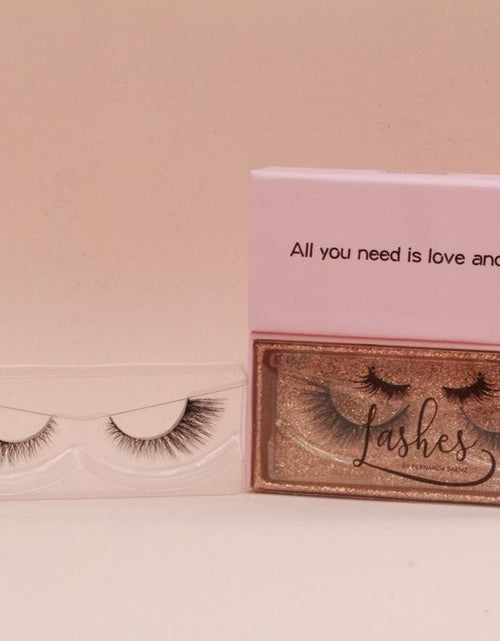 Load image into Gallery viewer, Cat Eye Lashes( Faux Mink)
